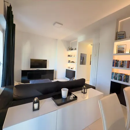 Principato Di Baragallo - Free Private Parking Apartamento